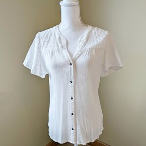 Mason & Belle Women's White Eyelet Button-Up Top - Size L